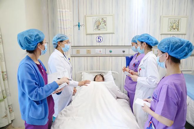 代孕托管费
